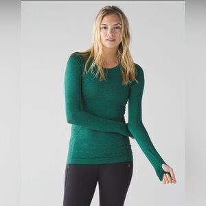 Lululemon Swiftly Tech Long Sleeve Crew in Heathered Blue/Green - size 4